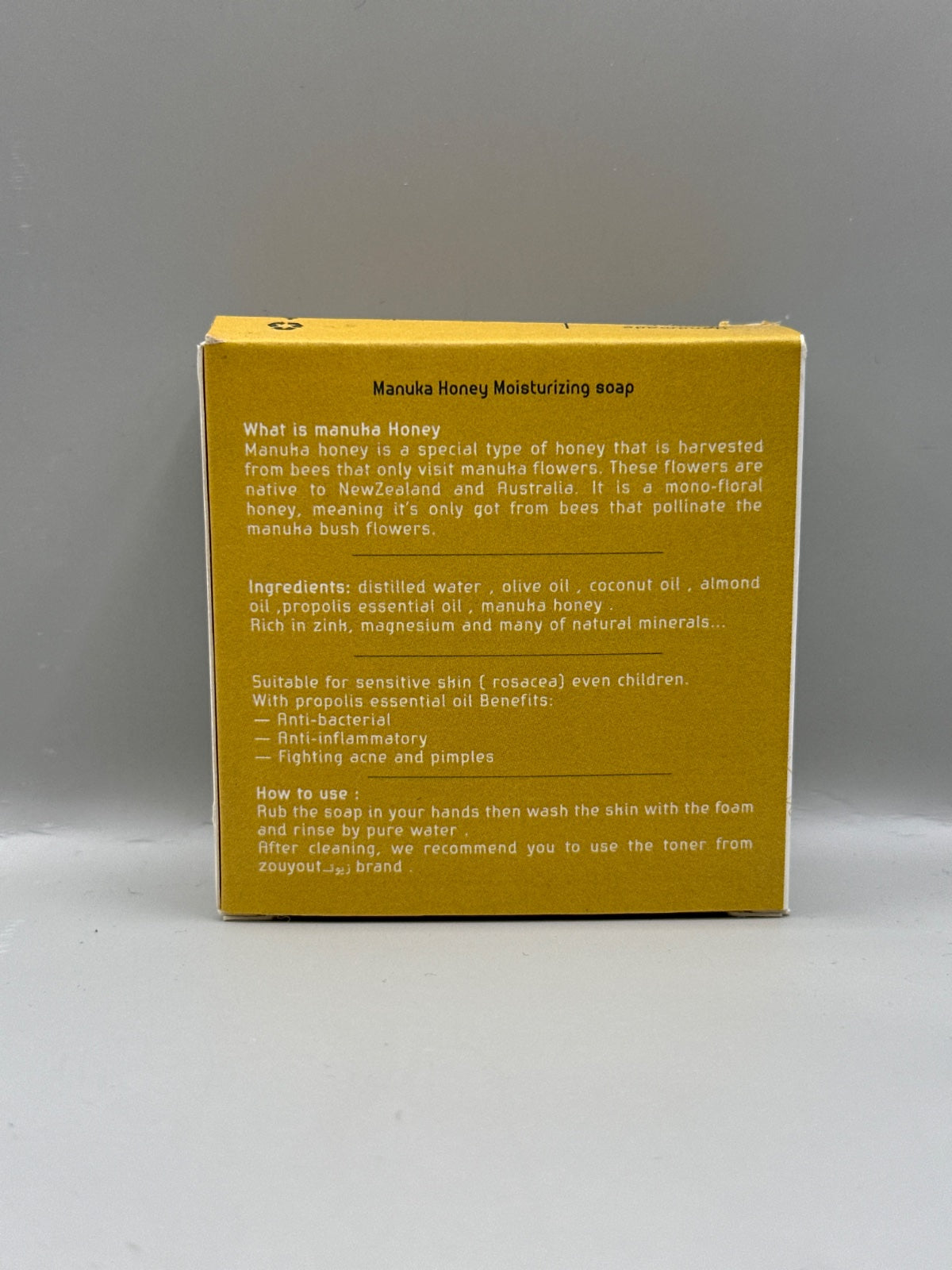 Zouyout Manuka Honey Moisturizing Soap - Back