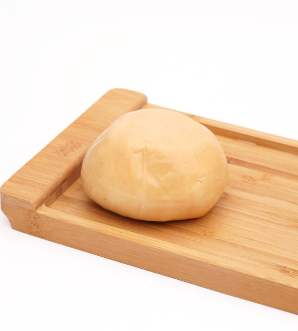 DRY AND RAW SMOKED SCAMORZA